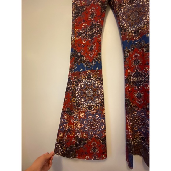 Onzie Flare Leg Yoga Pants - Picture 1 of 5